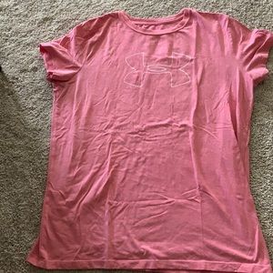 Woman’s under armor T-shirt